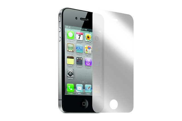 iPhone 4を「手鏡」としても使えるミラー加工の液晶保護フィルム 画像