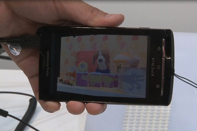 【CEATEC JAPAN 2010（Vol.19）:動画】NTTドコモブースで、触る3D技術など体験 画像