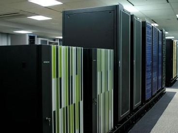 日立、クラウド検証施設「Harmonious Cloud Square」を開設 画像