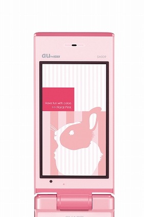 au新ラインアップ3機種が23日に発売……7色カラーの「SH009」や、「URBANO MOND」など 画像