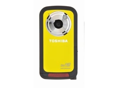 東芝、2m防水仕様でフルHD撮影が可能な縦型コンパクトビデオカメラ 画像