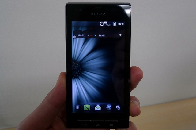 「REGZA Phone IS04」は来週中に発売……2011年春モデル新CM発表会にて 画像