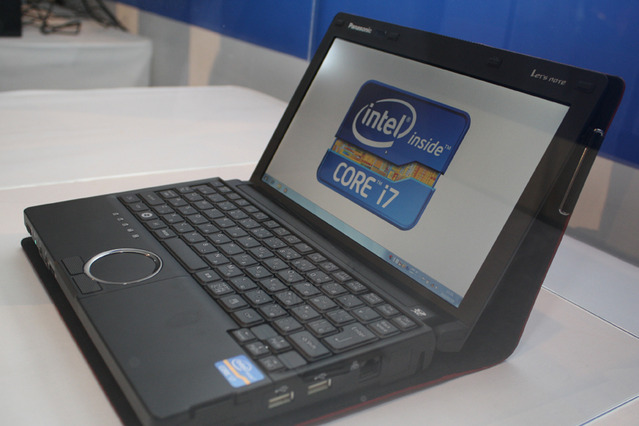 未発表機種が続々、「Intel Forum 2011」会場に並んだ新Coreプロセッサー搭載のPC群 画像