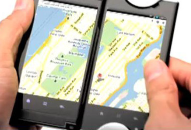 米Sprint、京セラの2画面スマートフォンの動画を公開 画像