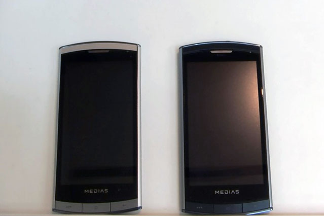 世界最薄をうたうスマートフォン「MEDIAS N-04C」がドコモから!! 画像