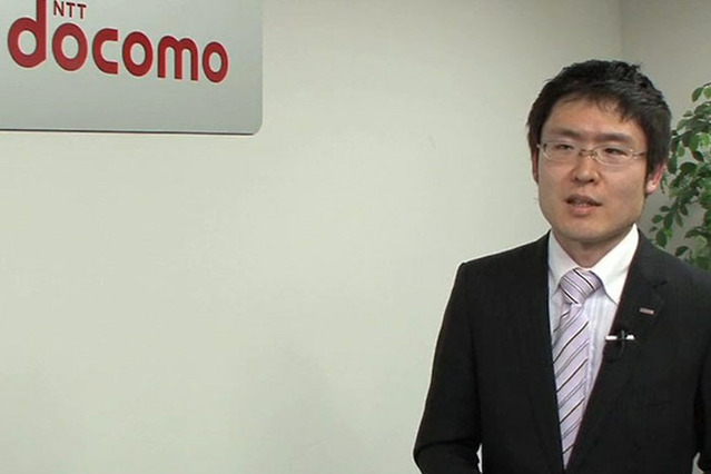 【Wireless Japan 2011(Vol.4):動画】NTTドコモ、夢の通訳電話を参考展示 画像