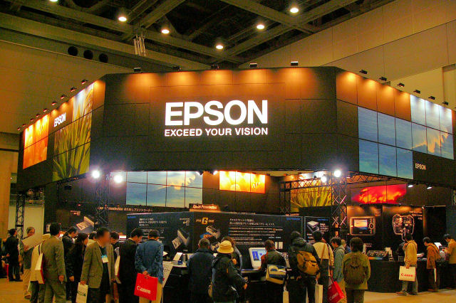 【PIE2006】プリンタを中心に人気デジカメの後継機も展示するエプソンブース 画像