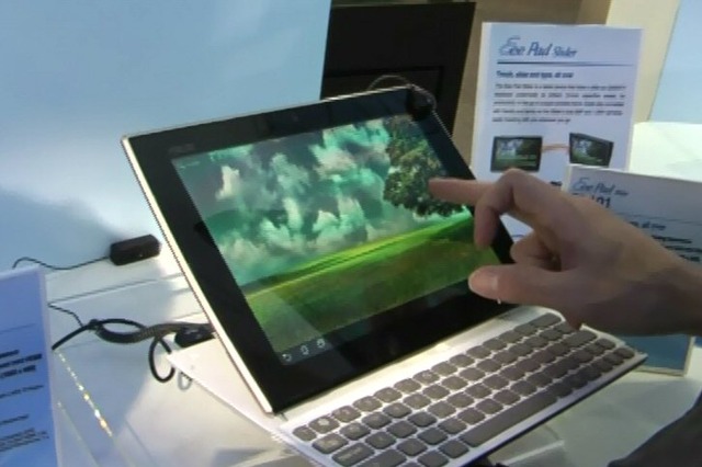 【COMPUTEX TAIPEI 2011(Vol.11):動画】スライド式キーボードでノートにもなるタブレット「Eee Pad Slider」 画像