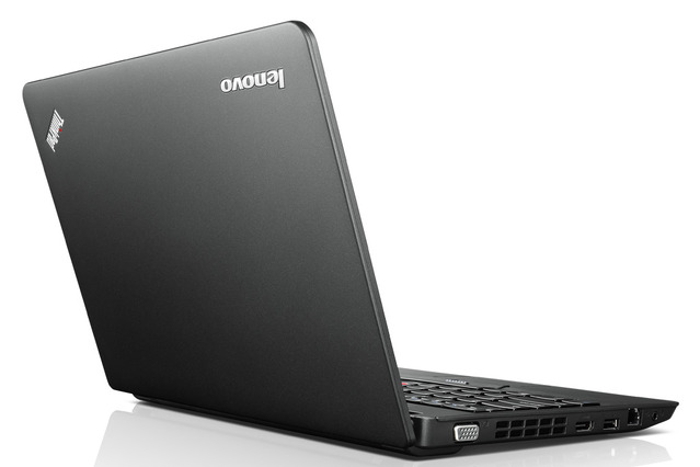 レノボ、11.6型エントリーノート「ThinkPad X121e」……Core i3/Fusion APUの選択 画像
