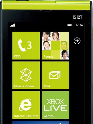 KDDI、日本初のWindows Phone搭載スマートフォン「IS12T」を25日より発売 画像