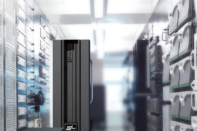 ブルーオーシャン、データセンター向けラッキング用電動リフト「ServerLIFT」販売開始 画像