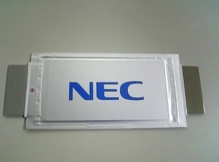 NEC、リチウムイオン二次電池の寿命を2倍以上にする技術開発 画像
