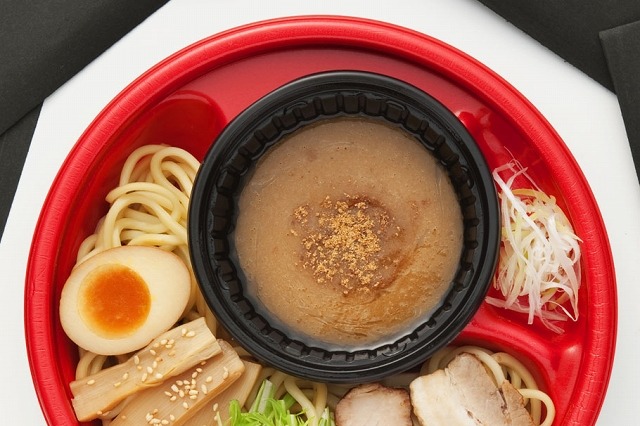 「らぁめん葉月」監修の本格つけ麺、ローソンで限定発売……第4弾・東西横綱決定戦がスタート 画像