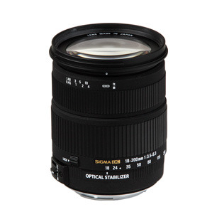 シグマ、手ブレ補正搭載のデジタル専用高倍率ズーム「18-200mm F3.5-6.3 DC OS」を参考出品 画像