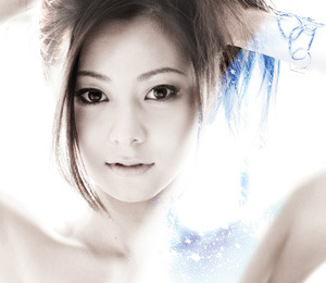 倉木麻衣がニコ生中継ライブ映像を視聴、忌憚ないコメントにどう反応する!?  画像