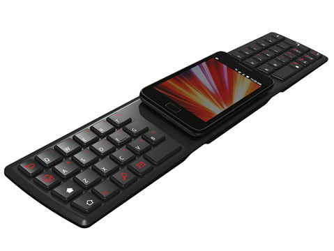 エレコム、スマホを載せれば使えるNFC搭載キーボードを今夏発売 画像
