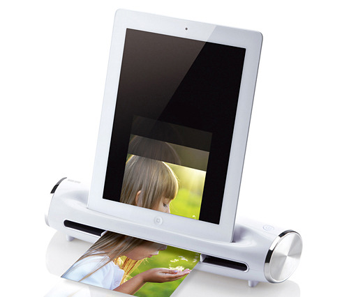 読み取り中から画像がiPadに表示！ クレードル兼用携帯スキャナ 画像