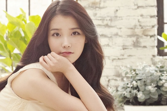 キュートなビジュアルが韓国で大人気！ 18歳歌姫IUデビュー曲PV先行公開  画像