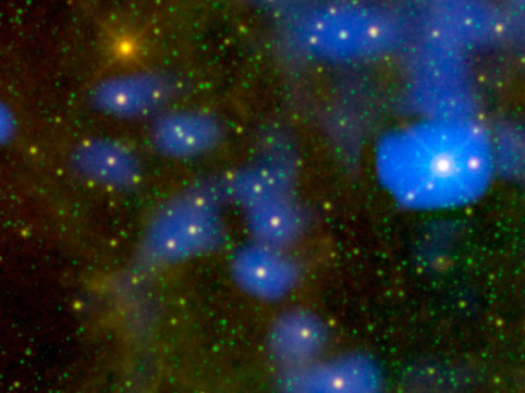 太陽の運命が予測できる!? JAXA、未知の赤外線天体を発見 画像