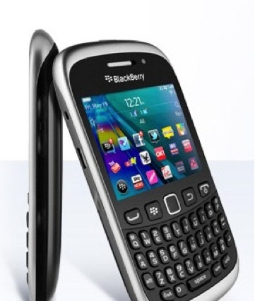 RIM、BlackBerryの新興国向け新モデル「Curve9320」を発表 画像