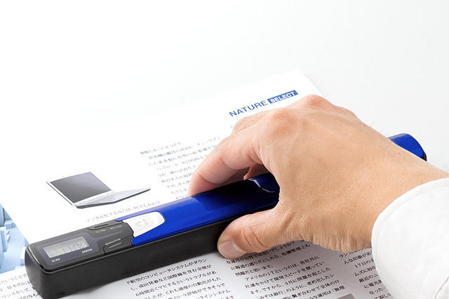 紙の文書をテキストデータ化できるコードレスハンディスキャナ……Officeへの挿入も 画像