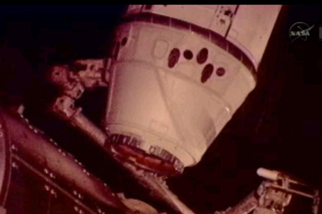 NASA、ドラゴン宇宙船が地球に帰還する様子をNASA TVでライブ中継 画像
