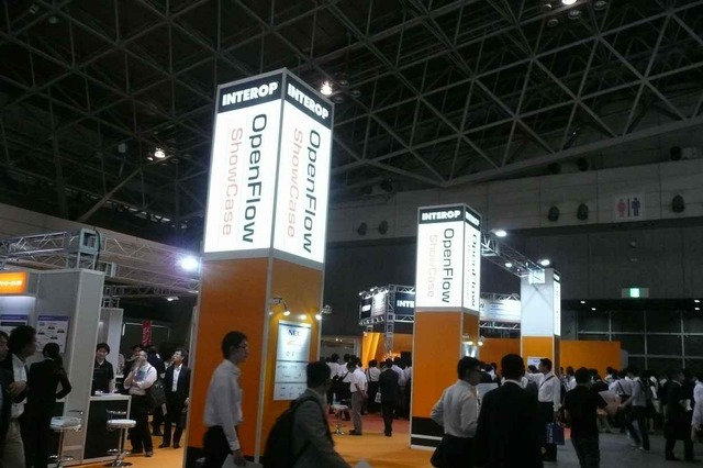【Interop Tokyo 2012】夢のテクノロジーのデモが多数！ 「OpenFlow ShowCase」 画像