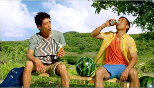 佐藤隆太の「長友ぉっ!?」ノリツッコミが再び！「アサヒ オフ」新CM 画像