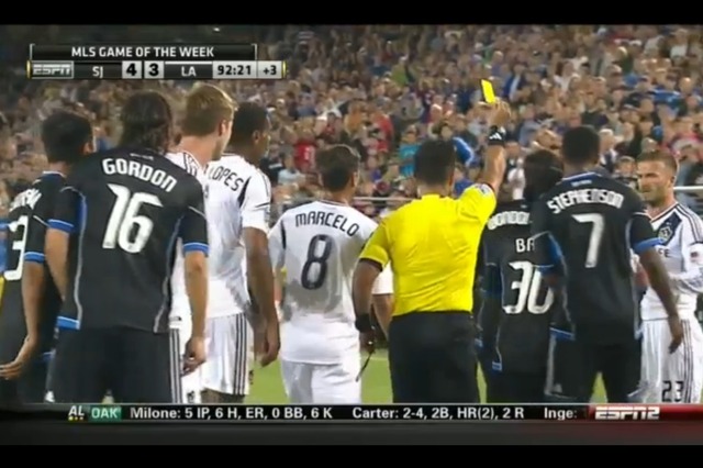 ベッカム、“フリーキック”で2試合出場停止［動画］ 画像