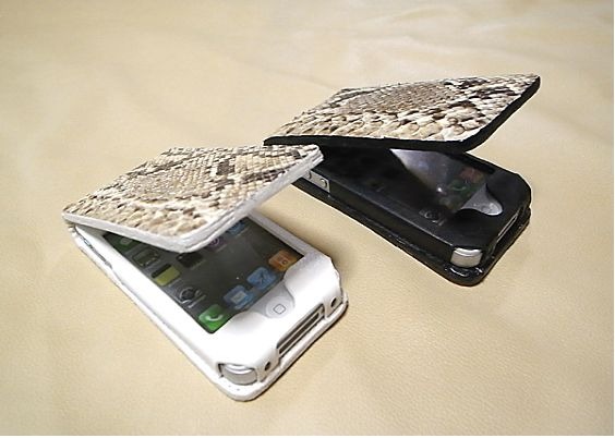 注目度抜群！? 本蛇革にエナメル加工を施したiPhone 4S・4用ケース 画像