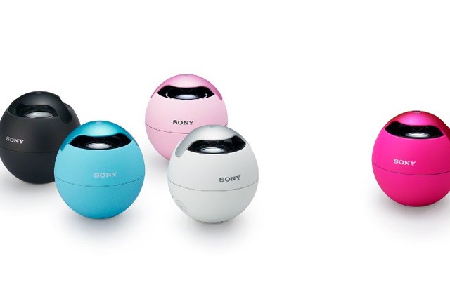 ソニー、スマホをかざしてペアリングがワンタッチで可能なBluetoothスピーカー2モデル 画像