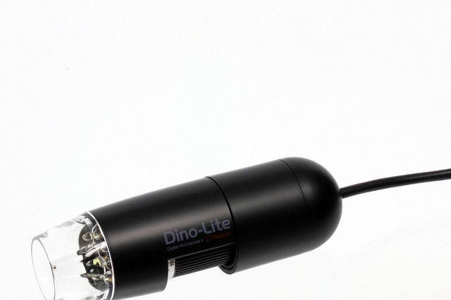 約2時間の連続使用が可能！ 内蔵バッテリを搭載するマイクロスコープ「Dino」 画像