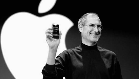 アップル、サイトトップにジョブズ追悼動画……ティム・クックのメッセージも 画像