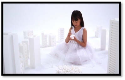 再生可能エネルギーの重要性を10万個のブロックで表現　東京国際映画祭［動画］ 画像