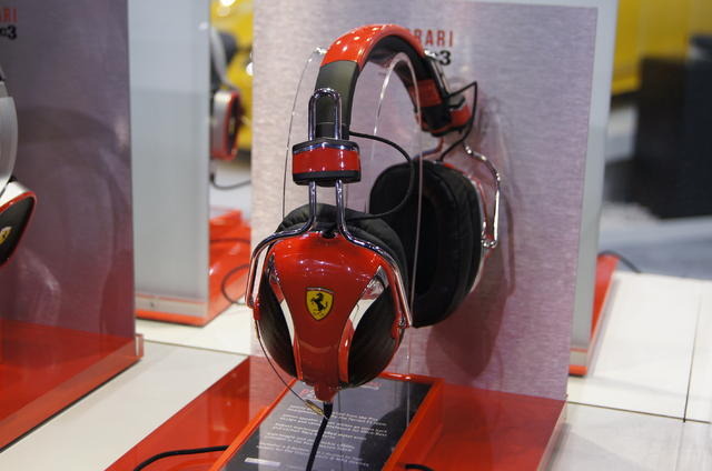 【CES 2013】フェラーリ監修のオーディオ機器 画像