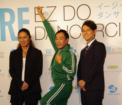 ナイツ塙がTRF・SAMの前でダンスを披露! TRFネタが正式許可へ 画像
