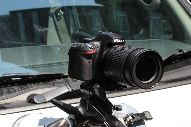 カメラを車の屋根などに取り付けられる「超強力ダブル吸盤カメラマウント」 画像