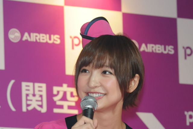 Peachに篠田麻里子ラッピングの機体!篠田自身もCAで搭乗 画像