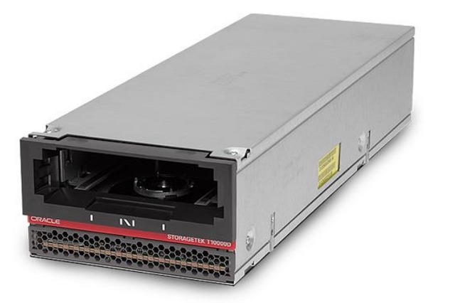 日本オラクル、磁気テープ記憶装置の新製品「StorageTek T10000D」発売 画像
