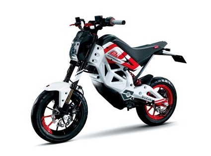 スズキのコンセプトバイクは、可視光通信でしゃべる……東京モーターショー 画像