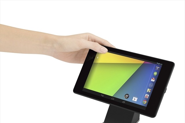 ASUS、Nexus 7 (2013)対応の「ワイヤレス充電スタンド」と「ミラキャスト　ドングル」を25日に発売 画像