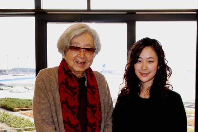 黒木華、山田洋次監督がベルリン映画祭へ出発 画像