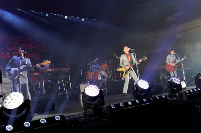 トータス松本「ヒーロー、って何?」……“直球勝負”のウルフルズ新曲がドラマ主題歌に 画像