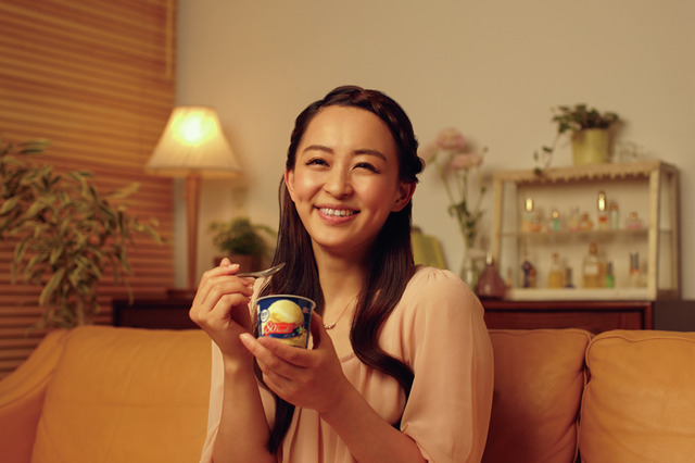 田中理恵さん、思わずニッコリ……低カロリーアイスに「女性でも食べていいんだ」 画像