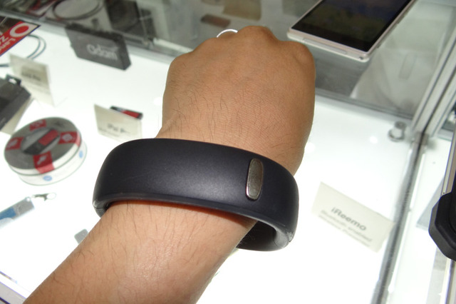 【COMPUTEX TAIPEI 2014 Vol.10】気功とヨガのトレーニングで健康度アップ！台湾発スマートバンド「with-me」 画像