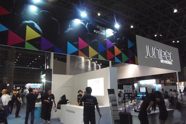 【Interop 2014 Vol.29】ジュニパー、100GbE対応のインテリジェント型ファイアウォールをデモ 画像