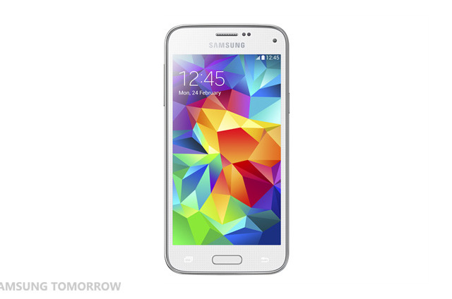 サムスン、「GALAXY S5」の小型モデルで4.5型の「GALAXY S5 mini」発表 画像