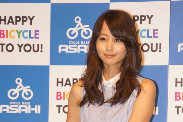 堀北真希、あさひの新CMに出演…「自転車の風、気持ちいい」 画像