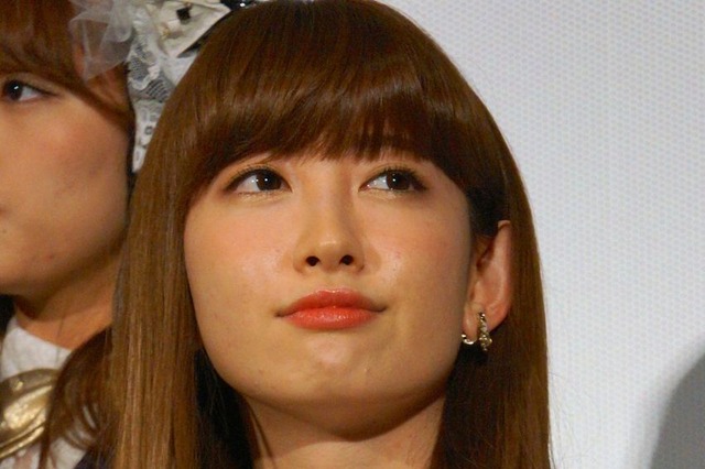 おぎやはぎ小木、こじはるへの“パイタッチ”狙う……矢作は「最低」 画像
