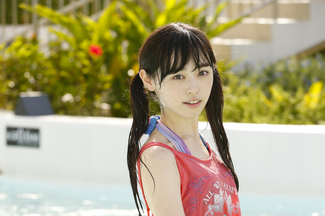 高校生になった“まいんちゃん”福原遥がオトナの表情……水着グラビアも 画像